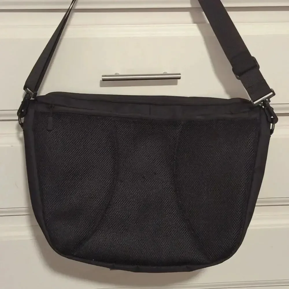 Dustin Adjustable Laptop Crossbody Bag Black